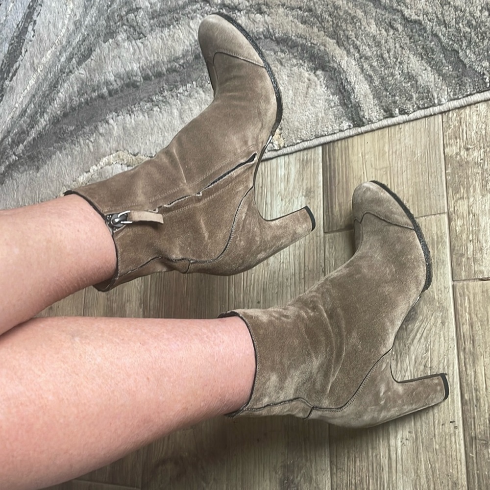 ROBERTO DEL CARLO 38.5 Olive Brown Suede Crepe Sole Ankle Boots 8
